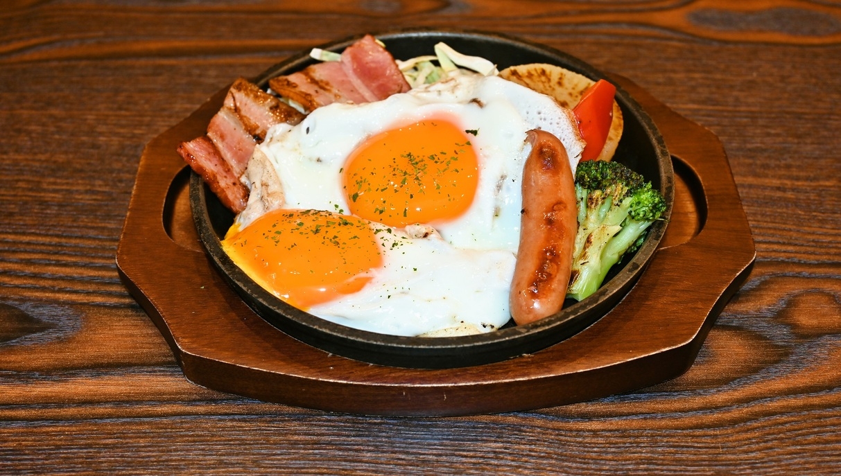 【朝食付】5種から選べる鉄板メインプレート