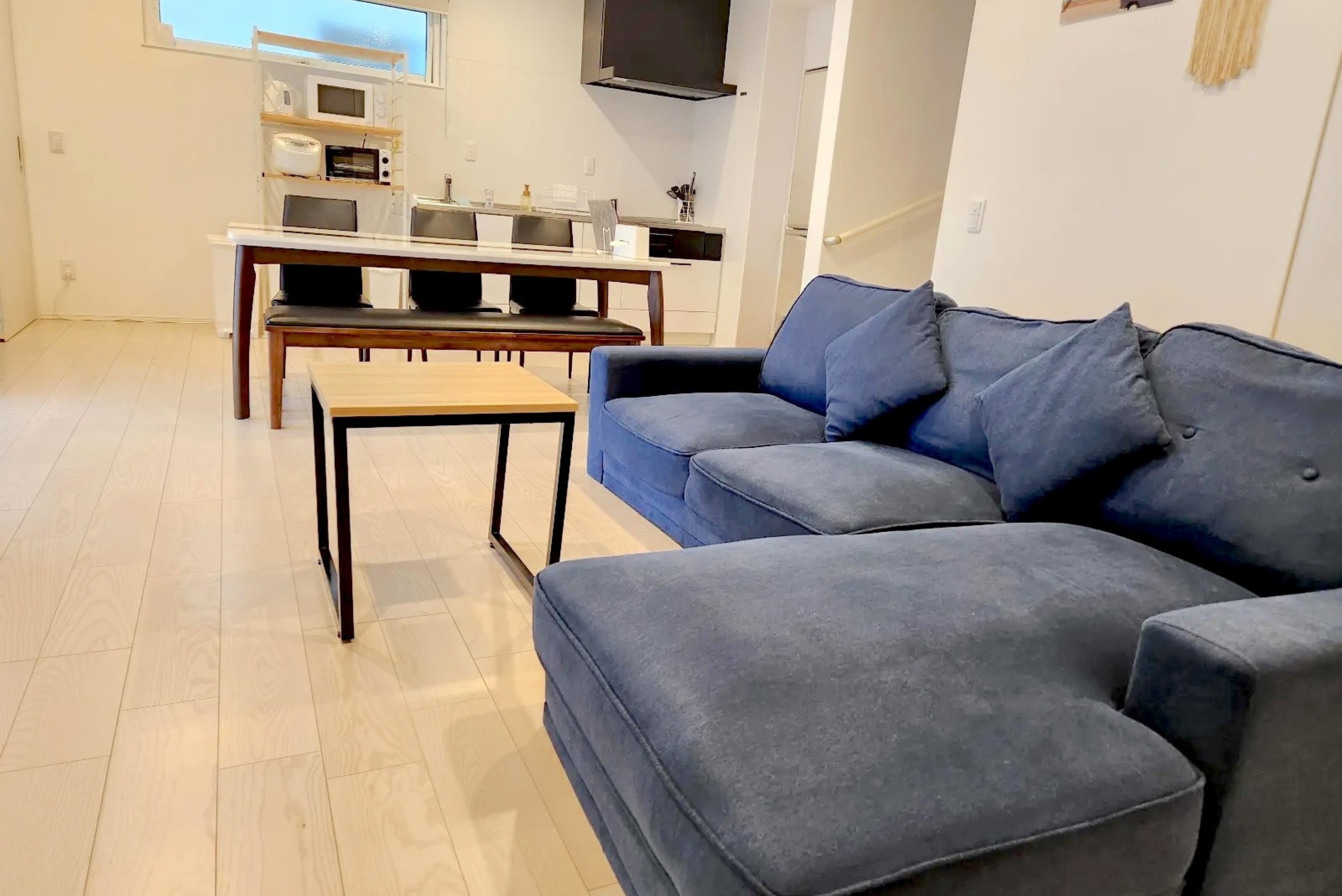 D棟：リビングダイニング