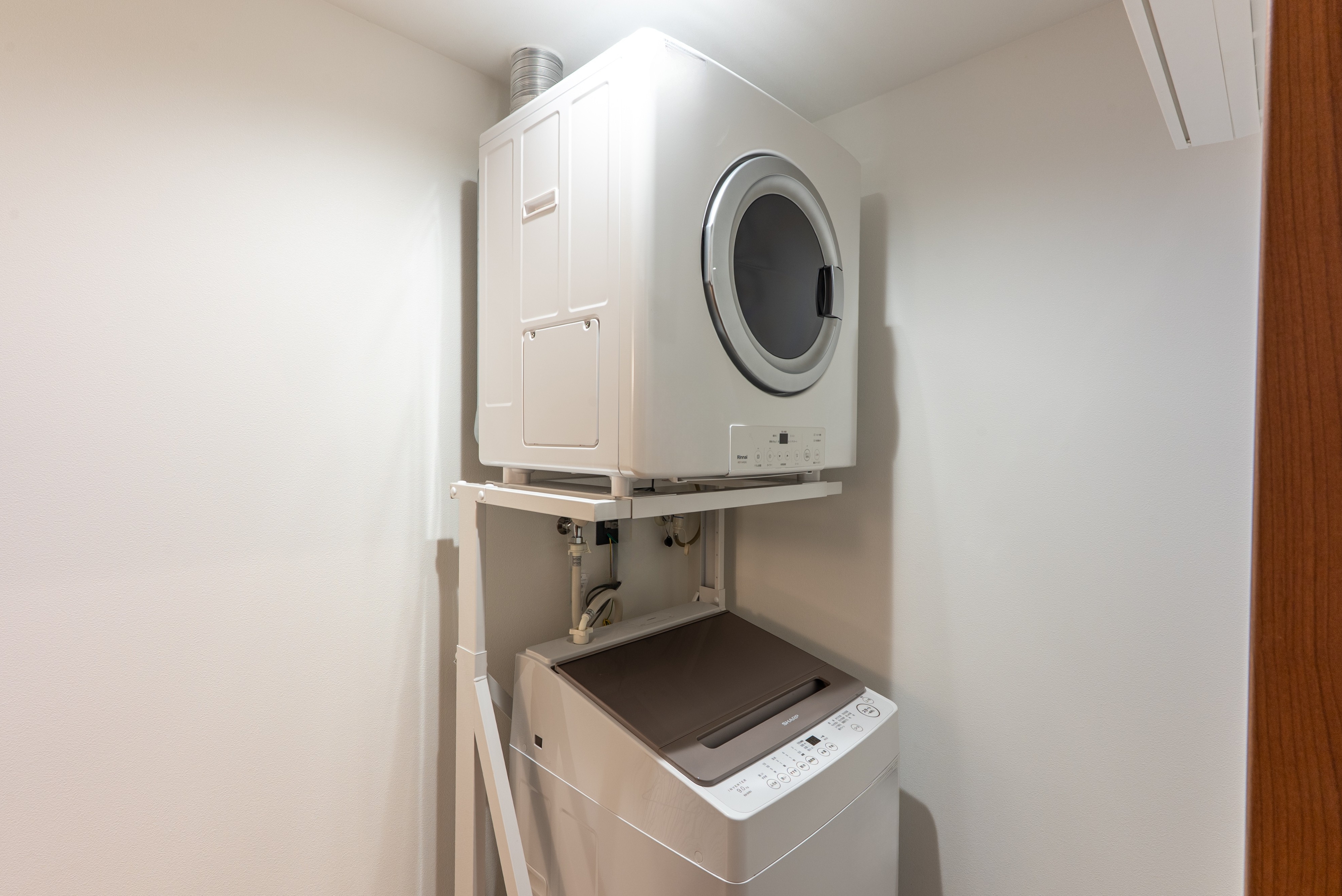 H棟：洗濯機、乾燥機