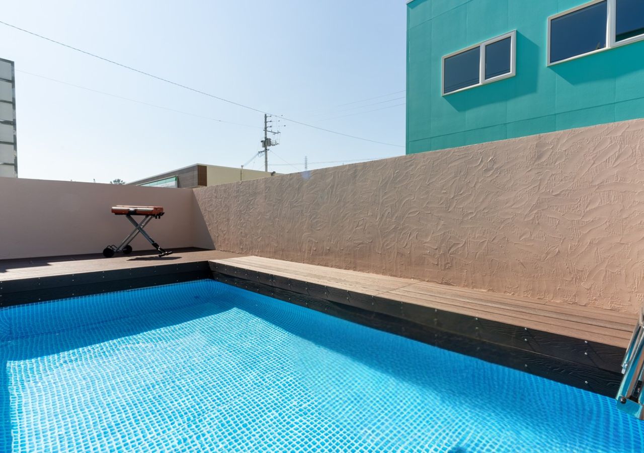 A棟：プライベートプール