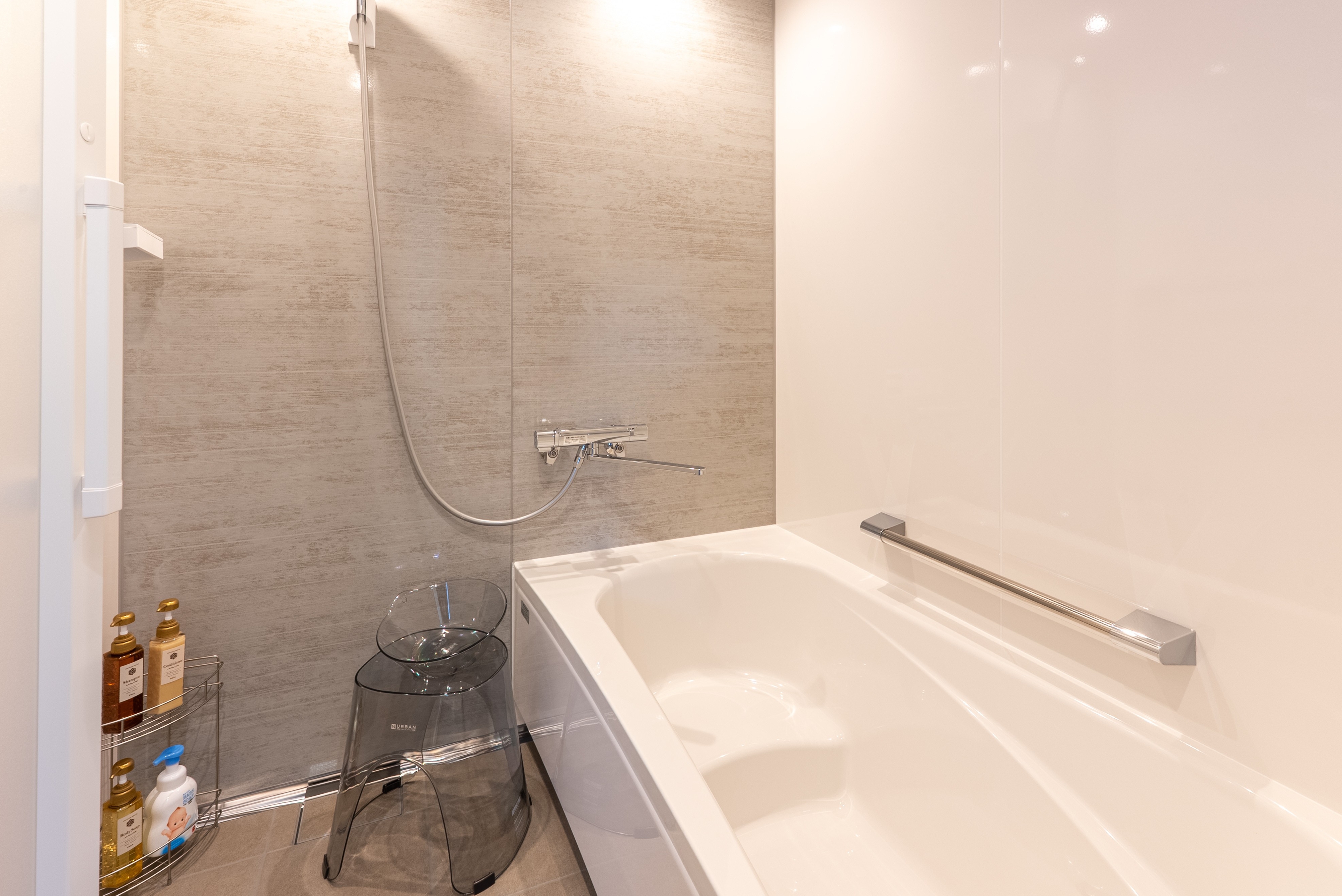 H棟：バスルーム