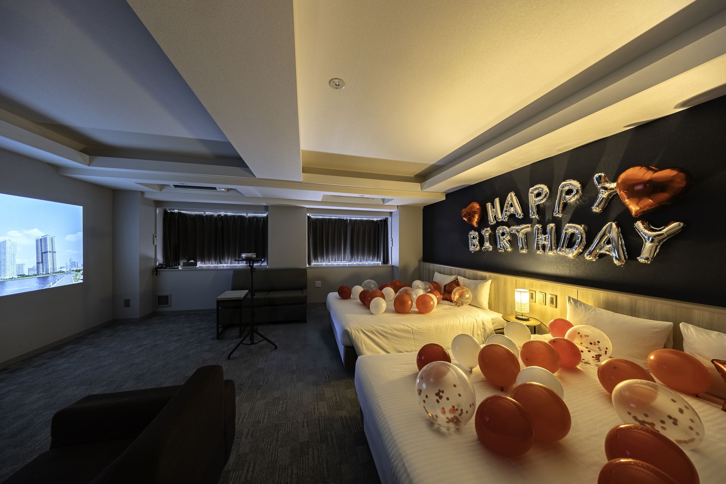 推しの記念日やお誕生日に！自分たちだけの特別空間を楽しもう♪　朝食バイキング付き