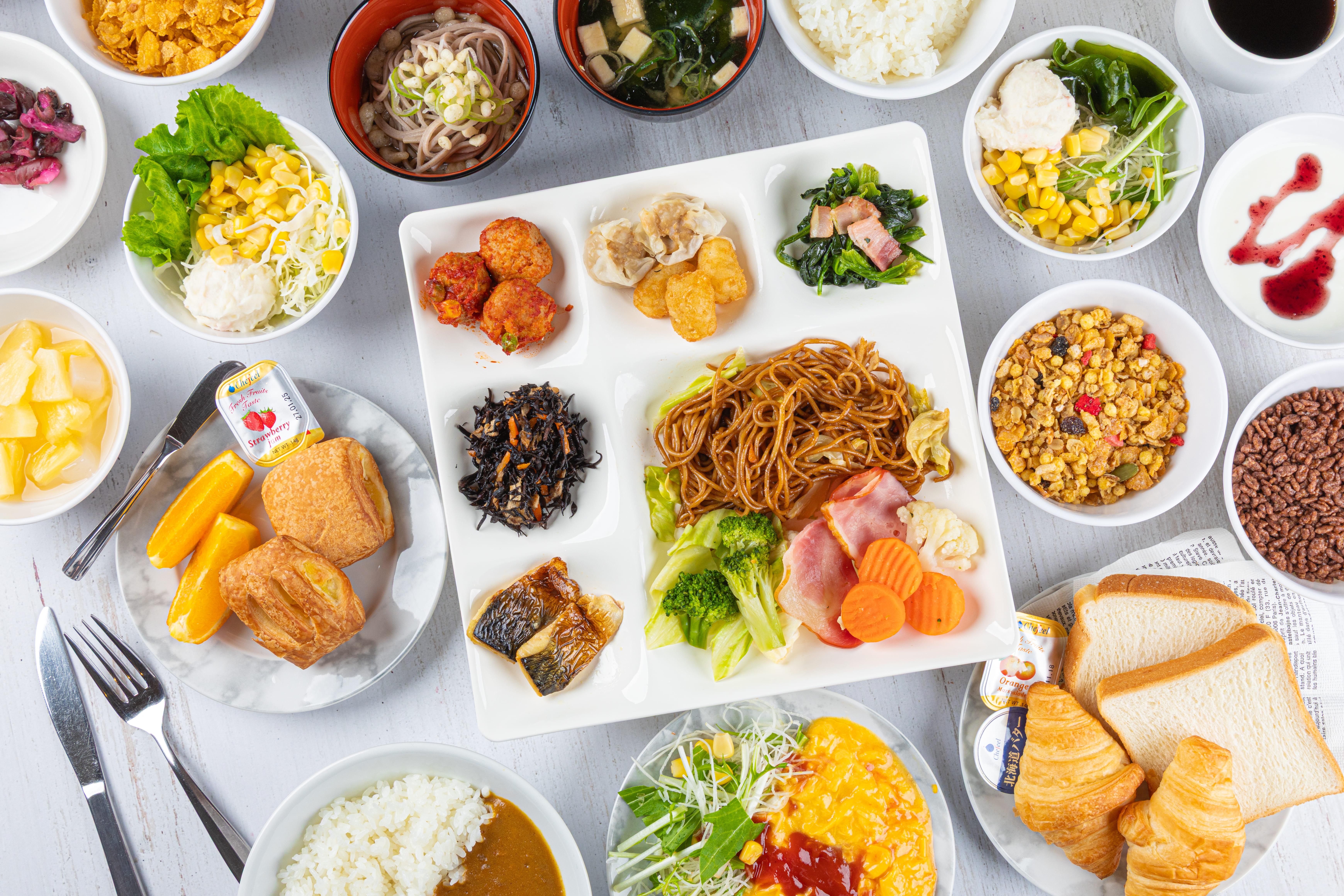 種類豊富な朝食ブッフェ♪