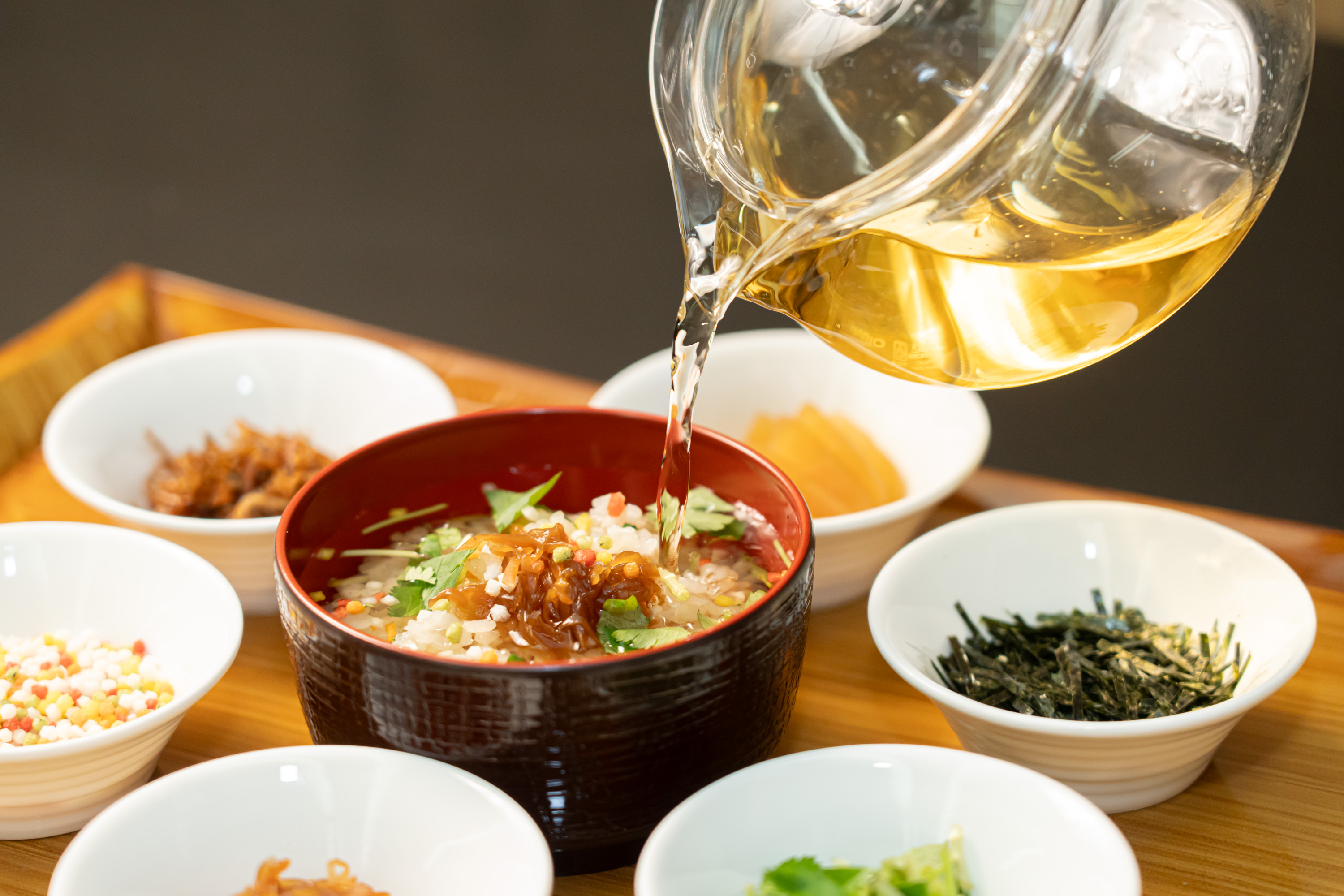 【朝食】季節の一品♪（2023 冬）生姜の炊き込みご飯と特性鰹出汁のお茶漬け