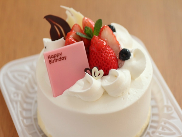 記念日プラン〜Anniversary〜記念ホールケーキとミニワイン付き♪