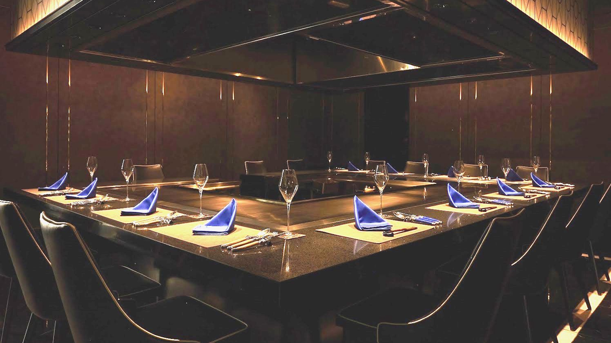 鉄板焼き　契（けい）