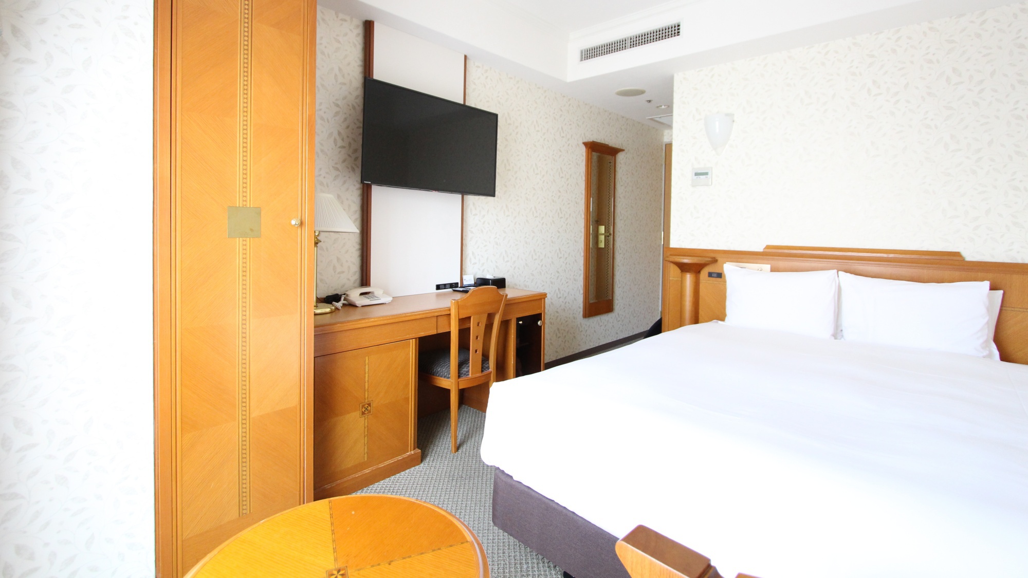 モデレートクイーン【禁煙】