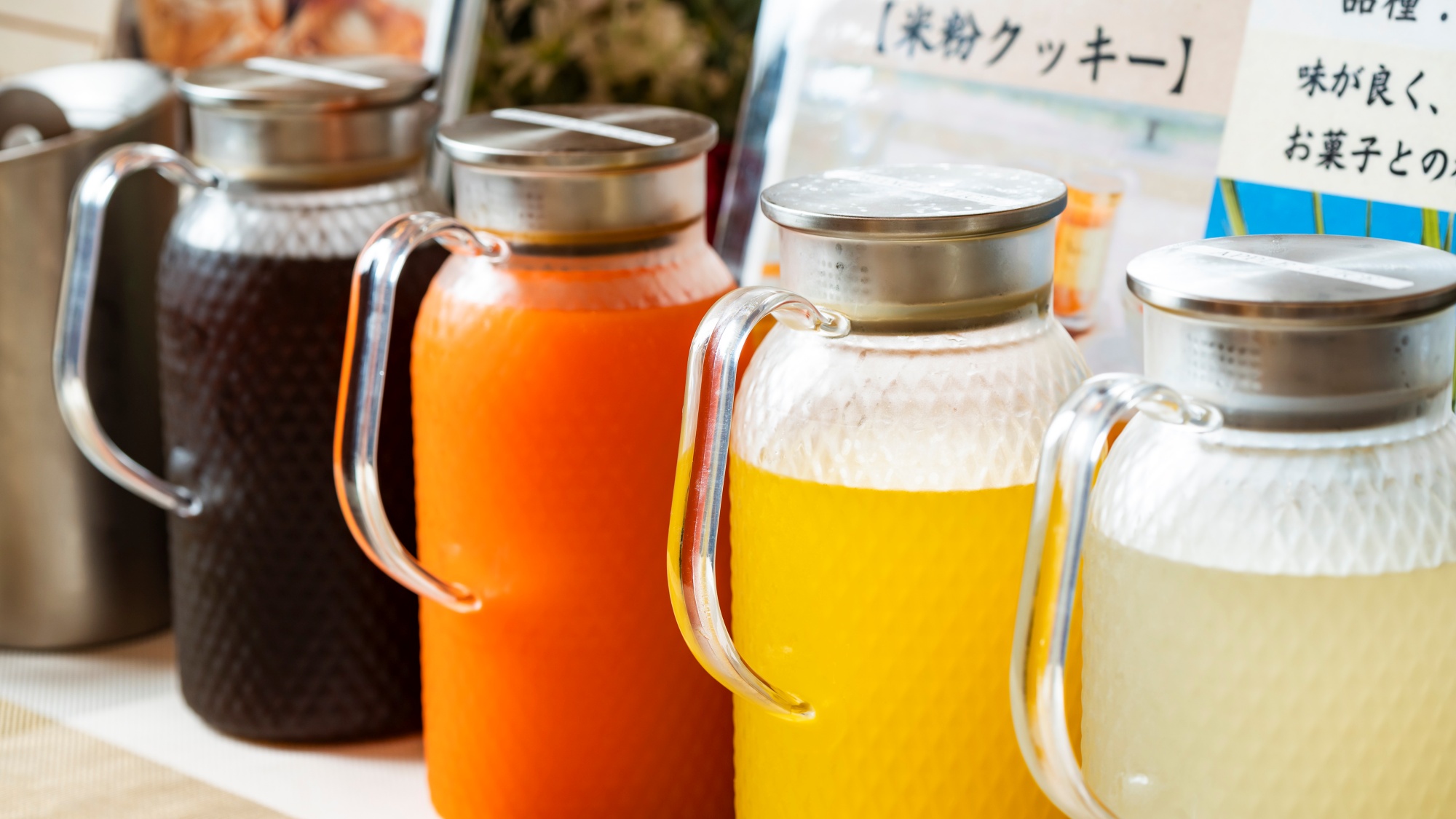 朝食