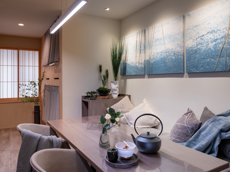 USJ地下鉄28分　道頓堀・難波徒歩6分　和紙と藍染の和モダン　秘密基地とお子様に人気の二段ベッド　