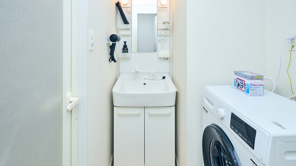 【さき楽7】早めの予約がお得【素泊まり】キングベッドのお部屋でゆっくりゴロゴロとのんびり滞在プラン♪