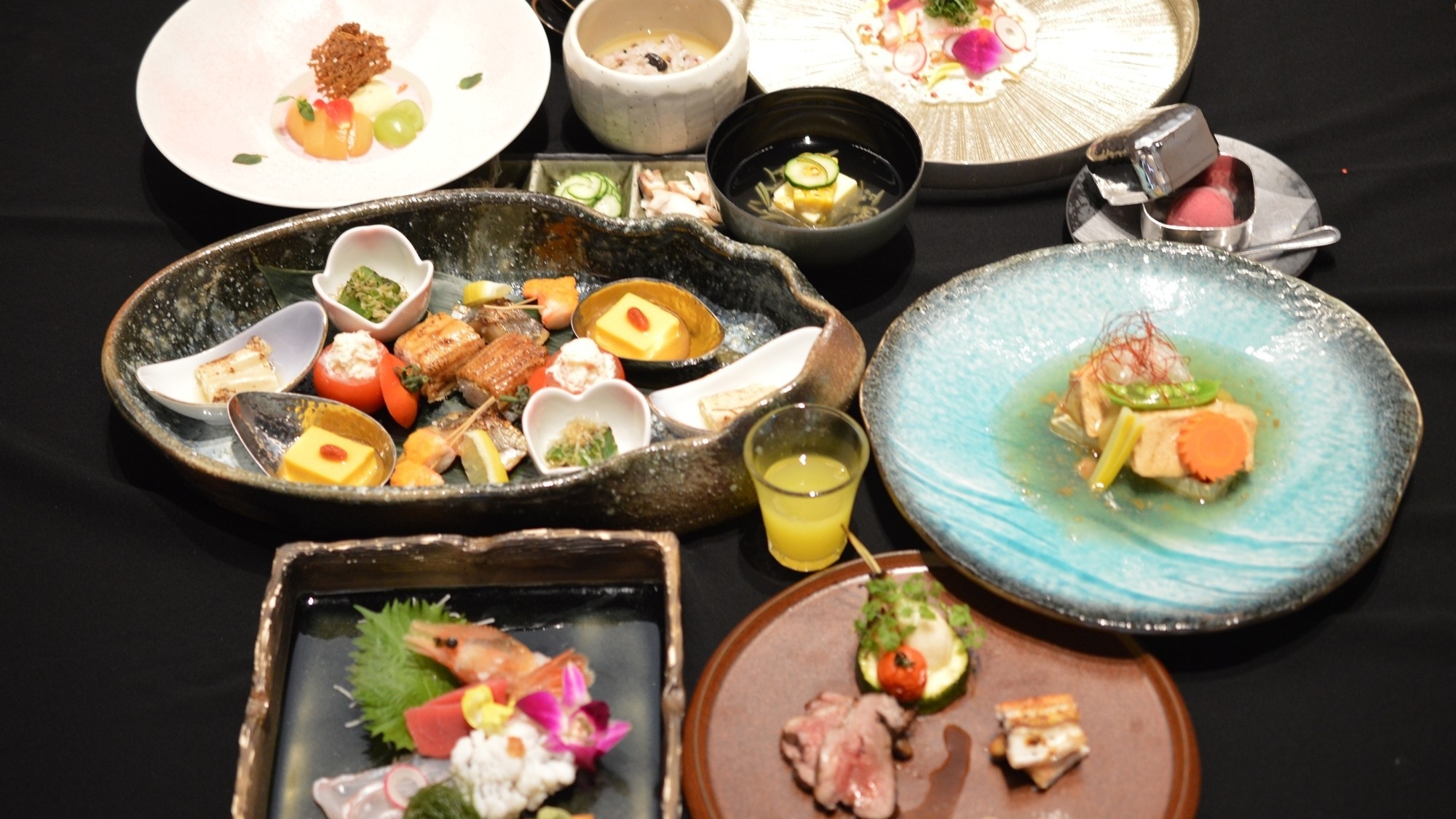 【さき楽】30日前迄のご予約でお得◆＜基本＞北海道と全国各地の旬食材を堪能「創作和食会席」