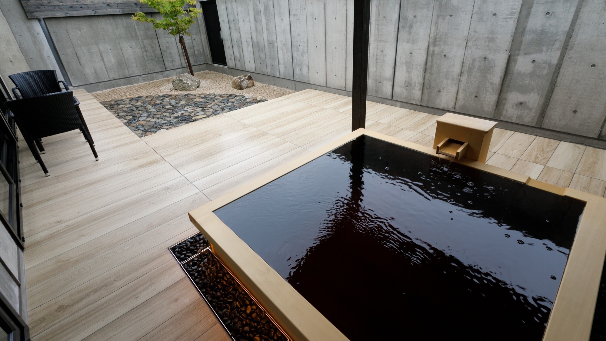 【源泉かけ流し露付】エグゼクティブツイン