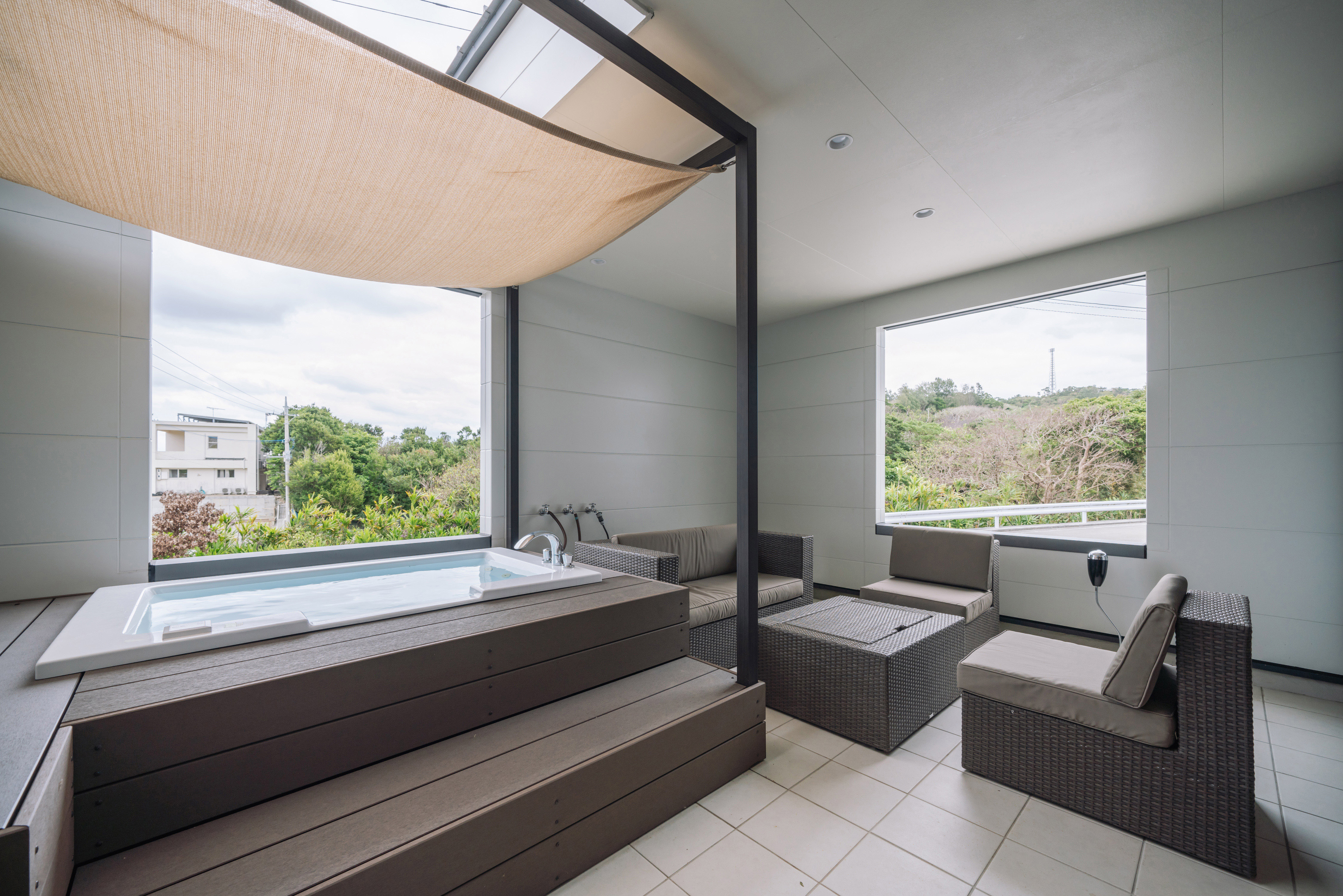 テラス＆ジャグジー