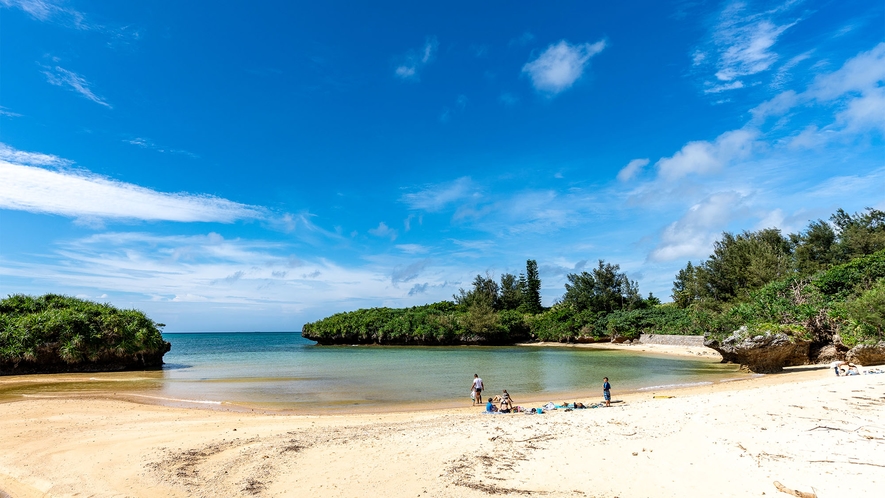 ・近隣のビーチ　沖縄の休日をご満喫ください