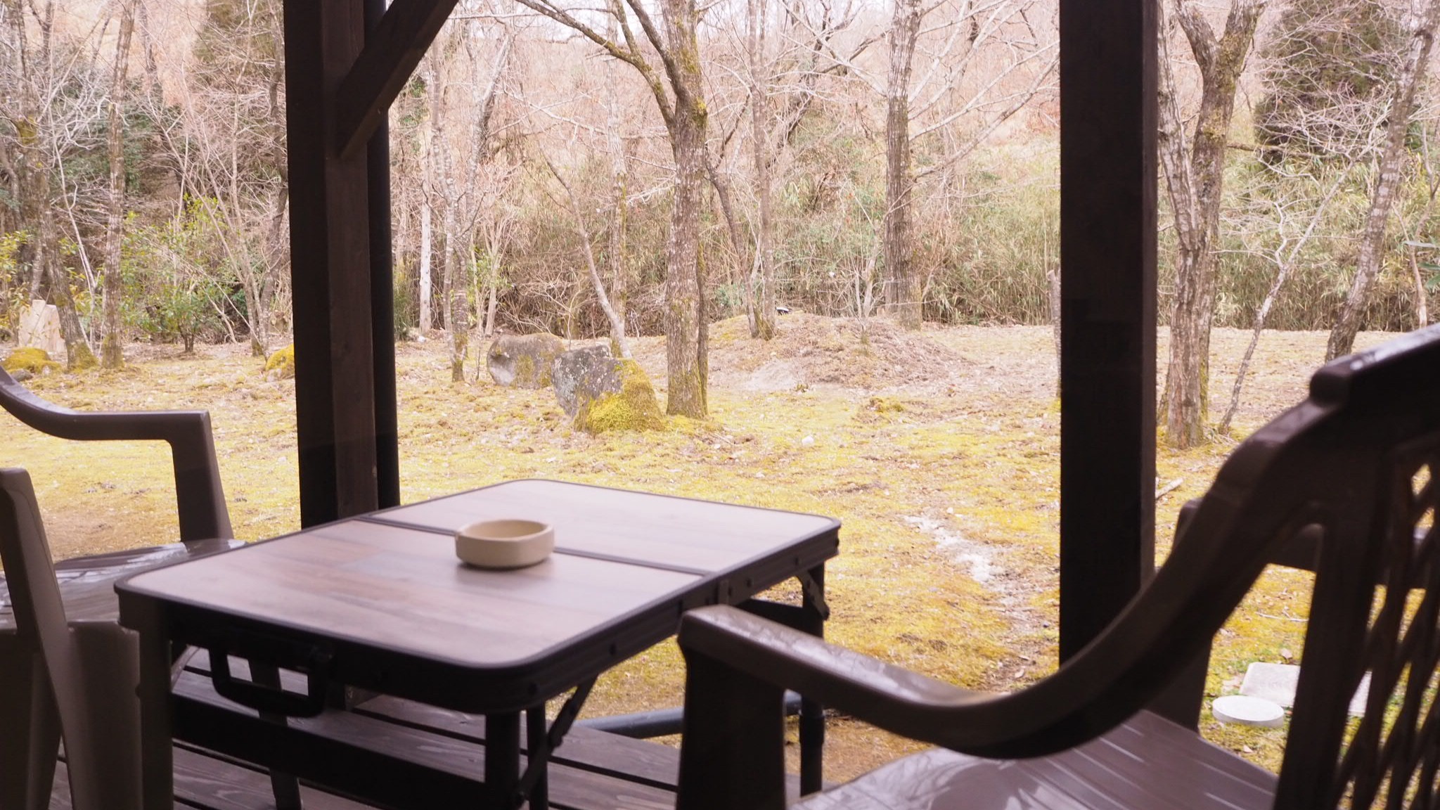 自然を眺められるテラス