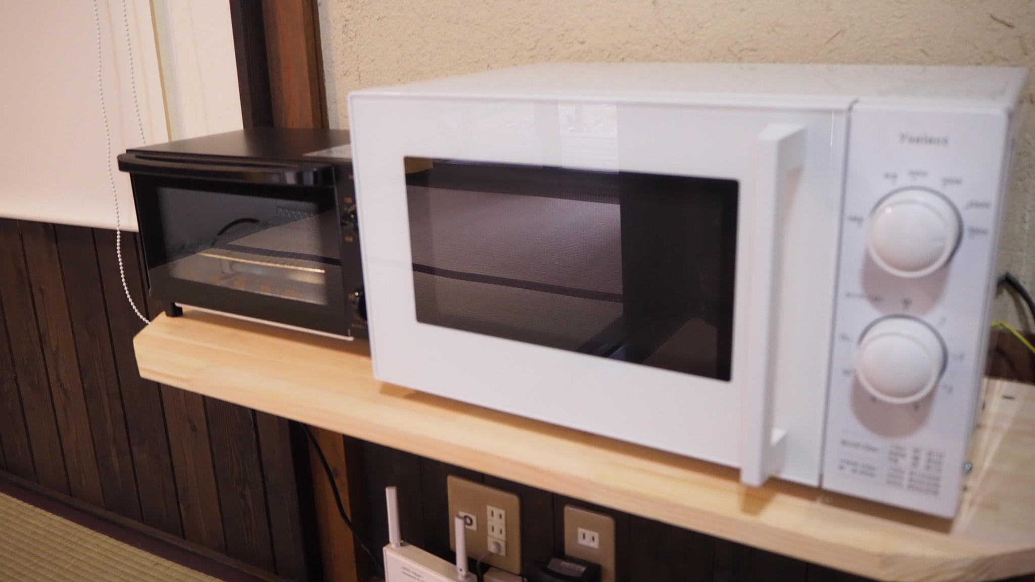 客室内に電子レンジ・オーブン・冷蔵庫あり