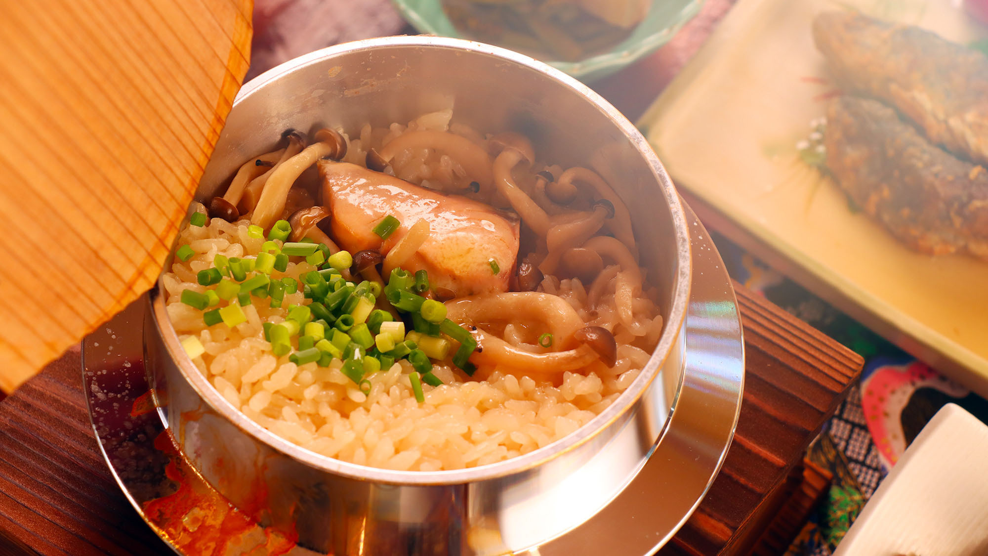 【地酒飲み比べ】歴史の残る天領日田には美味しい地酒がいっぱい！ご飯もお酒もすすむ【エノハフルコース】
