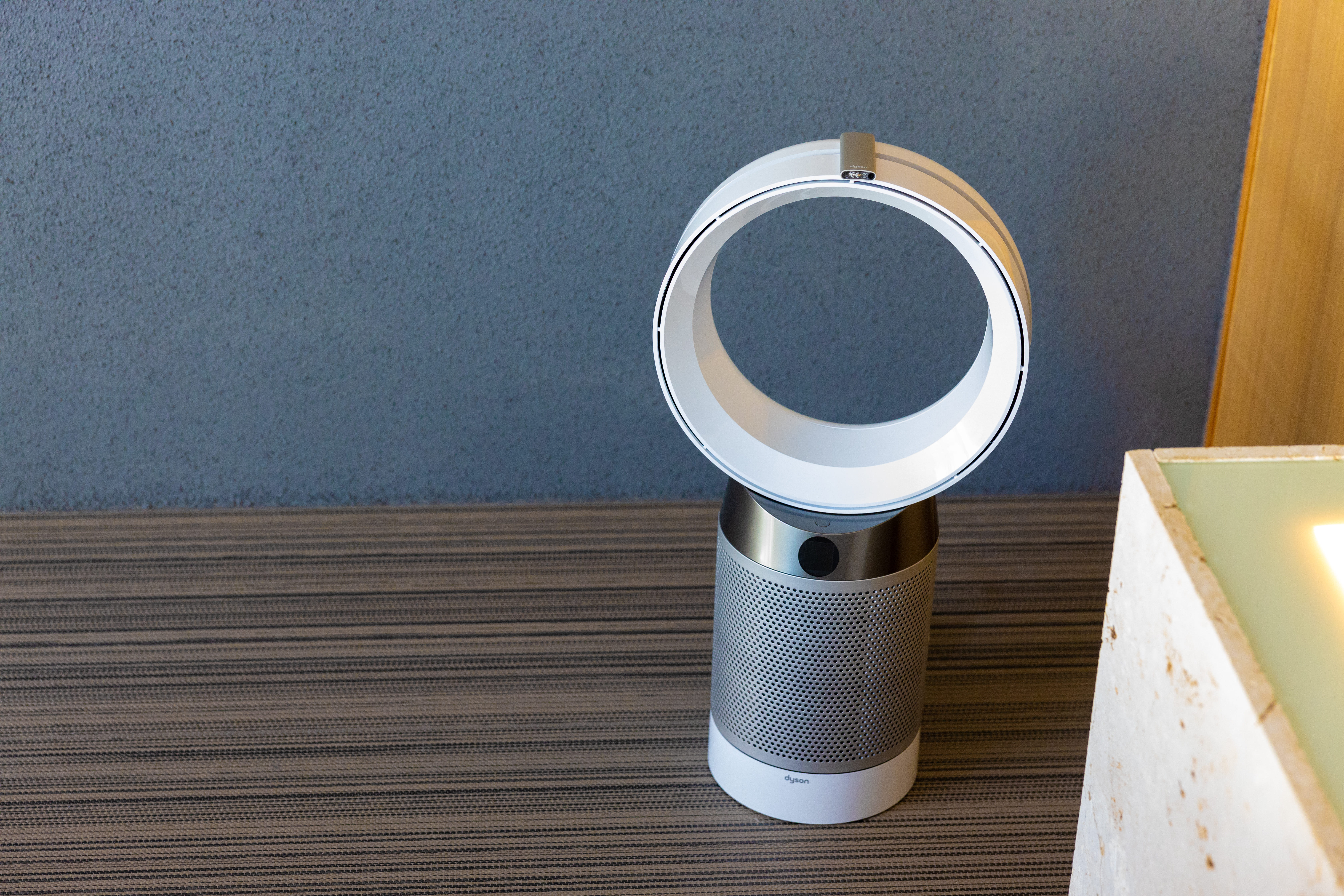 空気清浄ファン