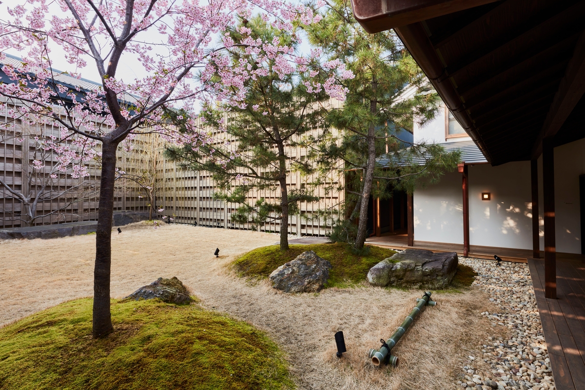 Azumi Setoda(眺望・庭園)