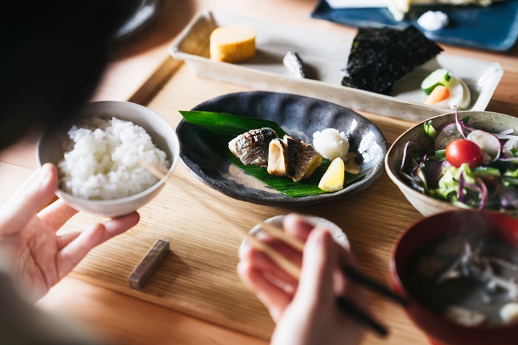 【朝食】