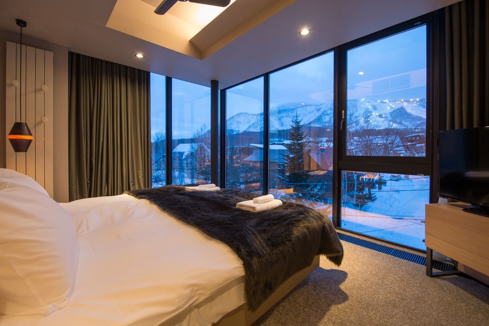 Summer Rakuten 2+ Nights