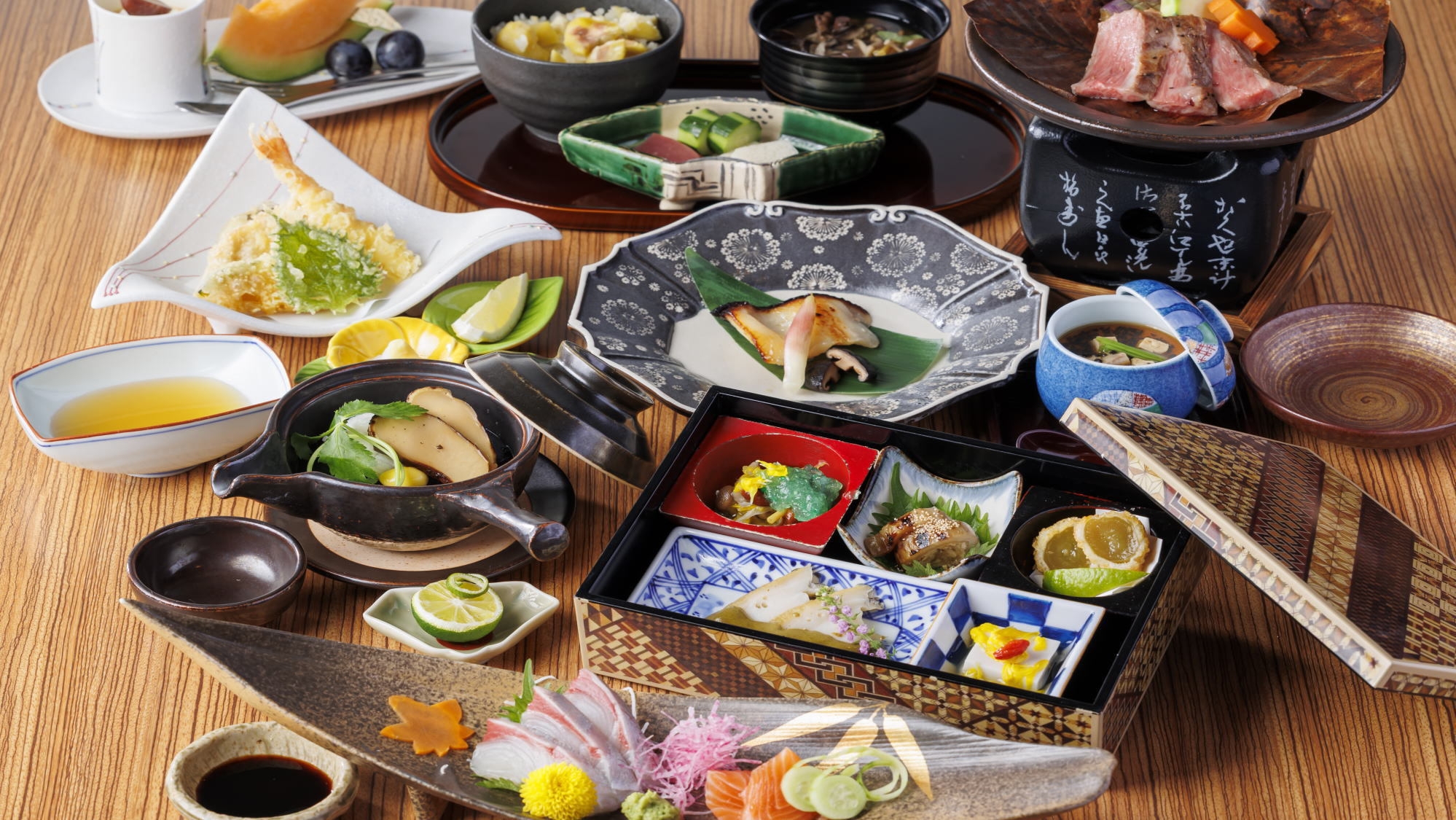 【スタンダード◇創作和食】＜ご夕食時間：17:30〜19:00＞”箱根の四季彩”を本格和食コースで。