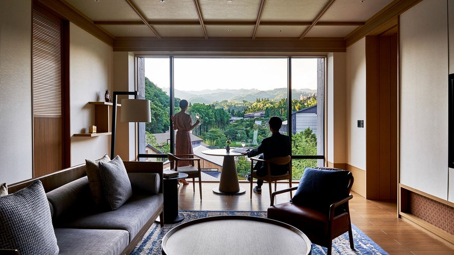 ◆ROKU Suite　｜京の奥座敷に佇む山麓風景を一望する100㎡のスイート