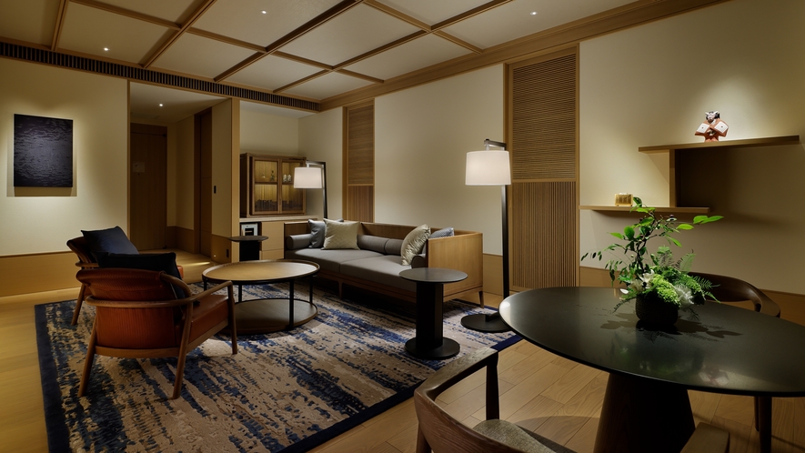 ◆ROKU Suite　｜100㎡の京都の伝統工芸を取り入れた、和と洋が心地よく交わる上質な空間