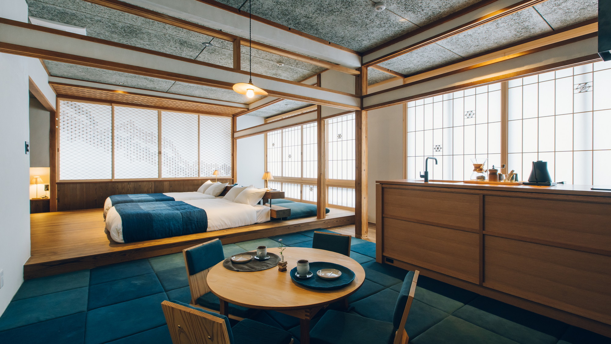 【スイートルーム　点線】