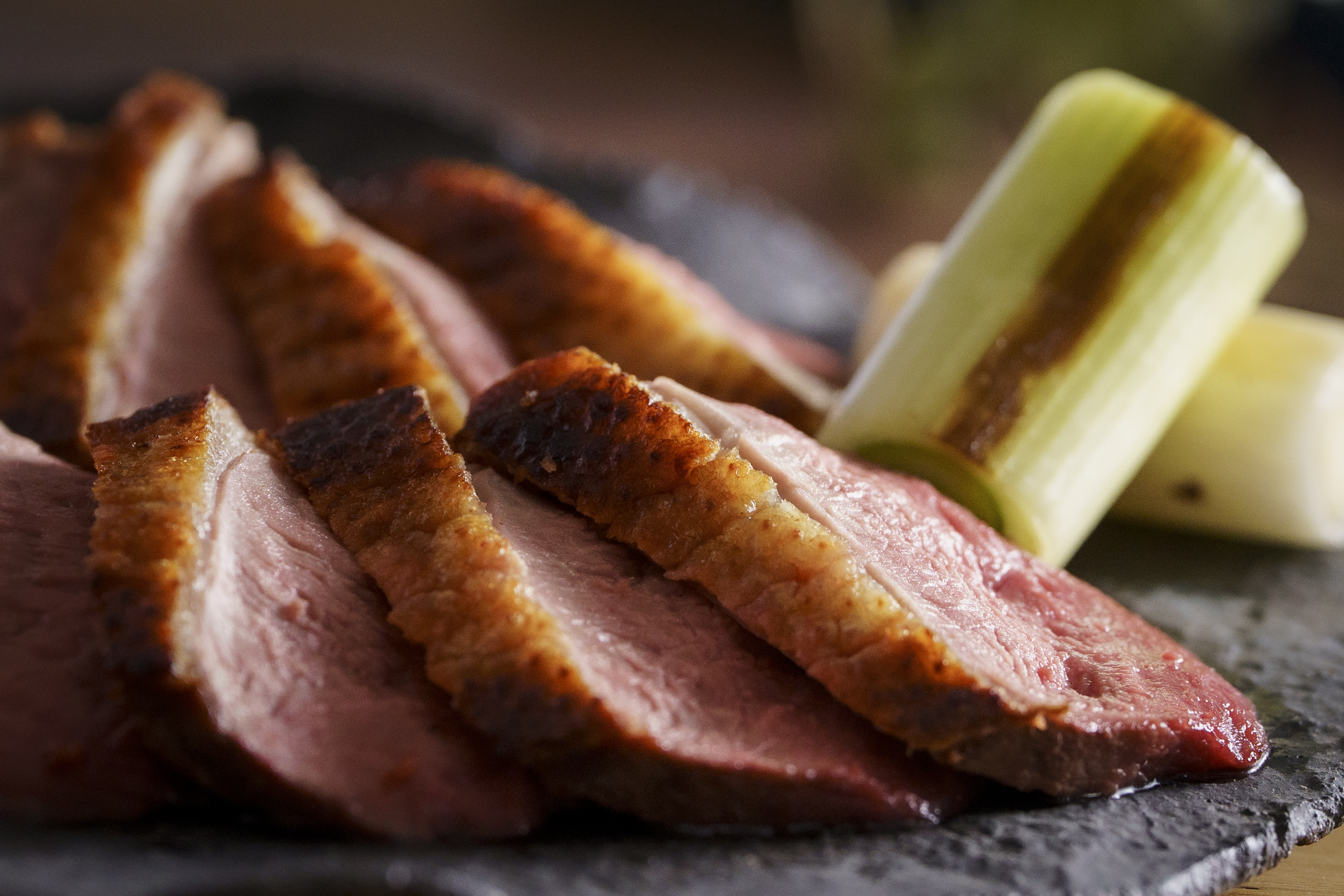 島根県産「えごま鴨の白味噌鍋」