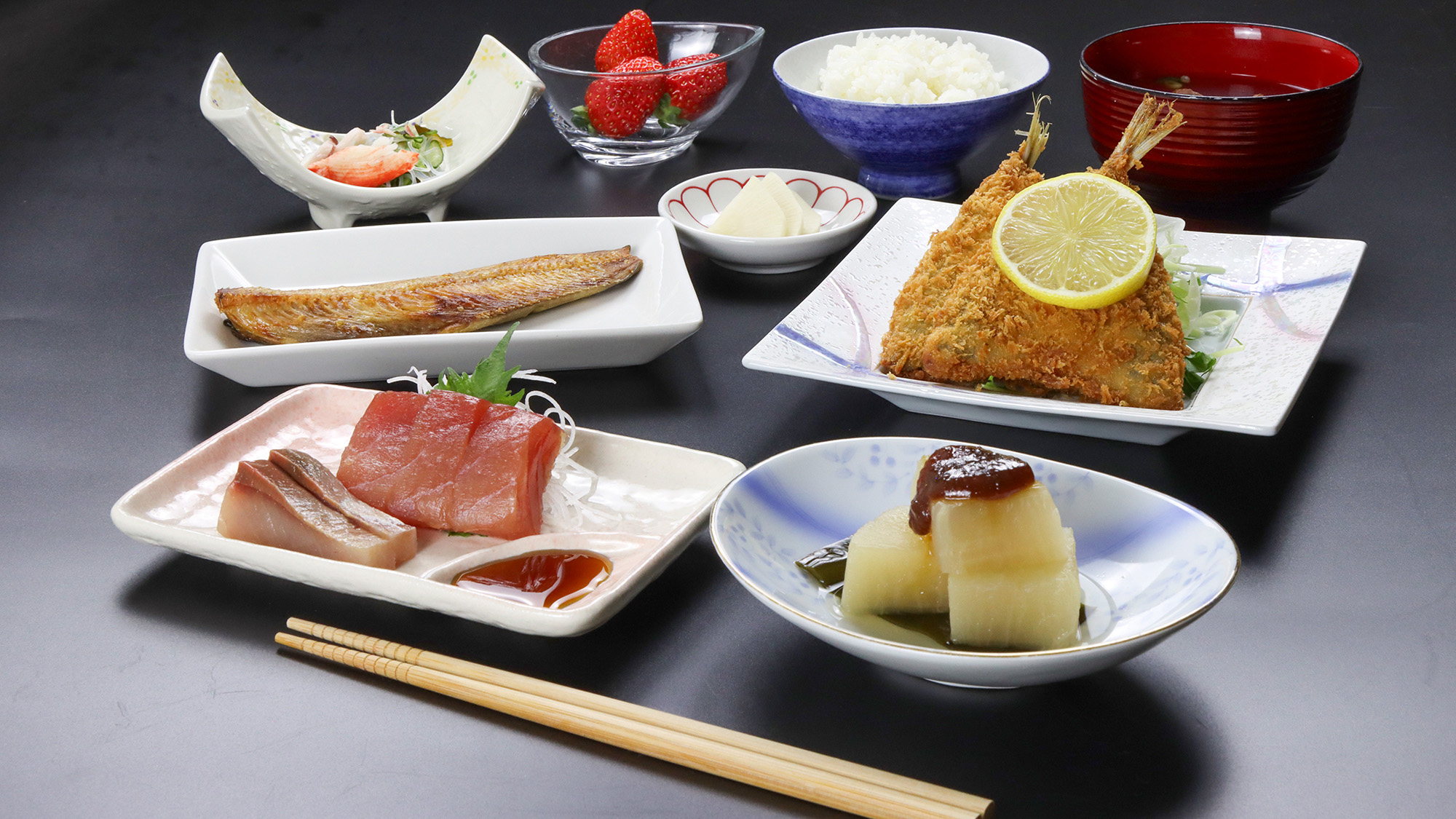 #ビジネス夕食　人気の日替わりメニューをお楽しみいただける夕食です。