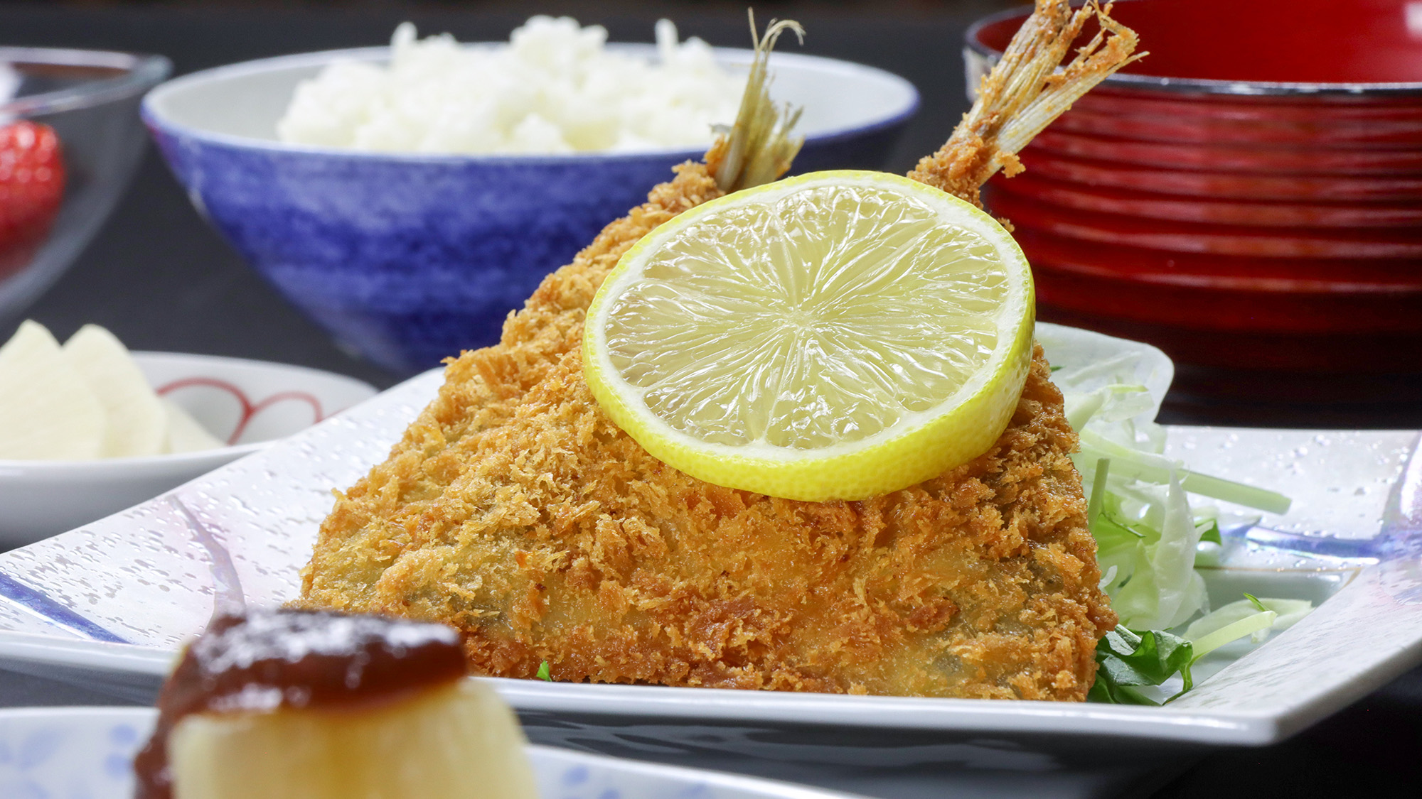 #ビジネス夕食　ボリューム満点の夕食で、お腹も心も満たされるひとときを。