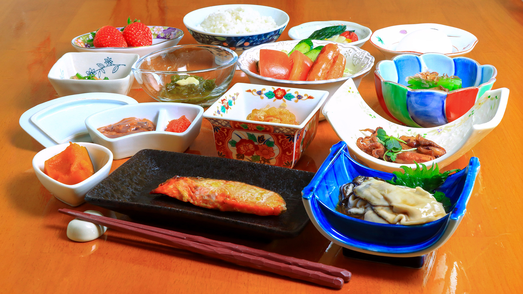 #朝食　朝食から海鮮を取り入れた当館でしか味わえないメニュー