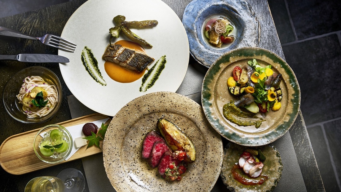 【楽天セール・ポイント11倍プラン】  （夕朝食付+お夜食+ミニバー+フリーフロー）