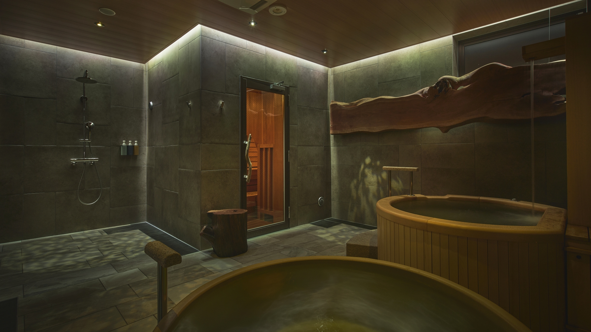 サウナ檜蒸 -Hijo