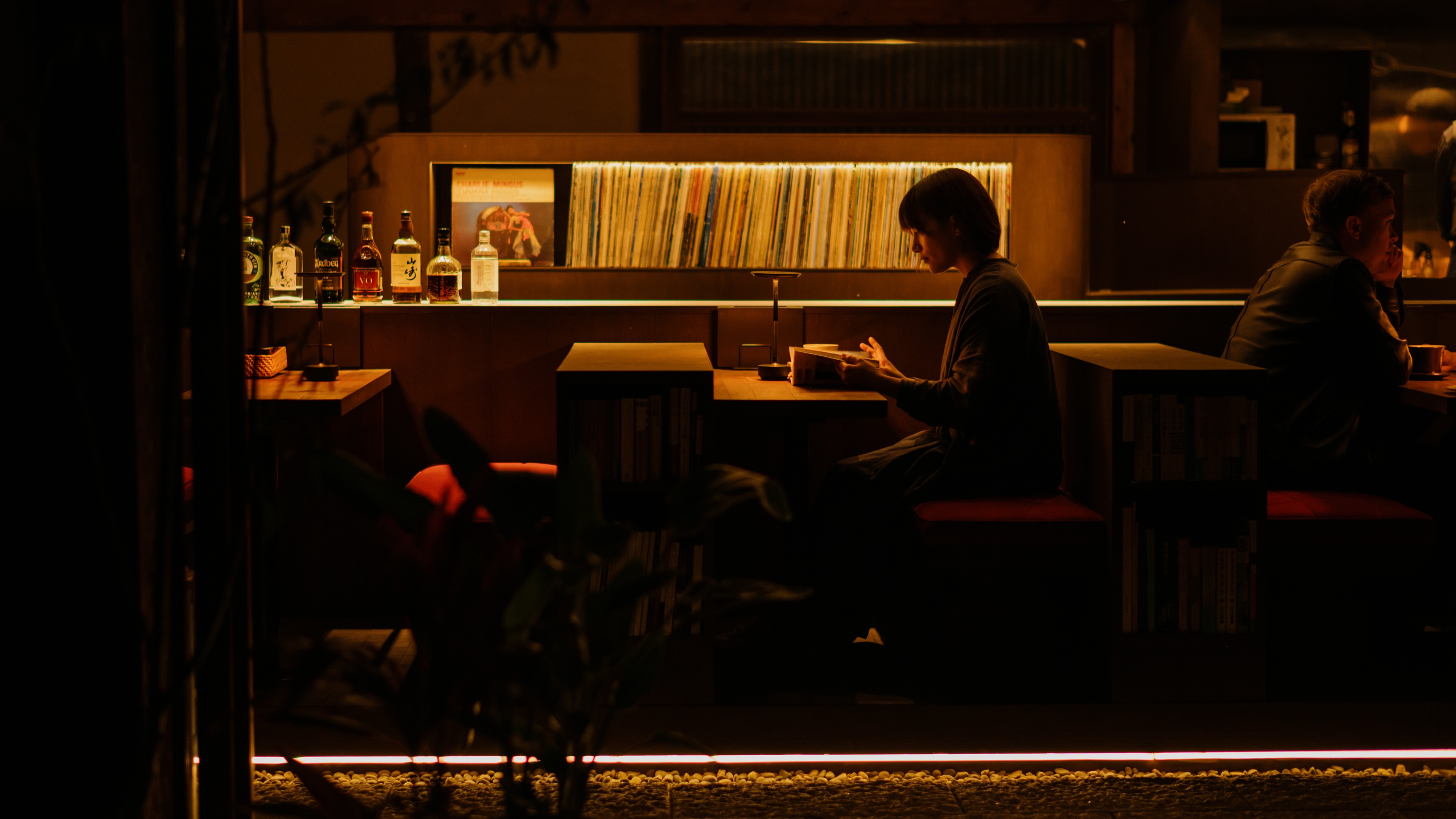 【館内施設】ジャズの音色に包まれる喫茶店＆BAR