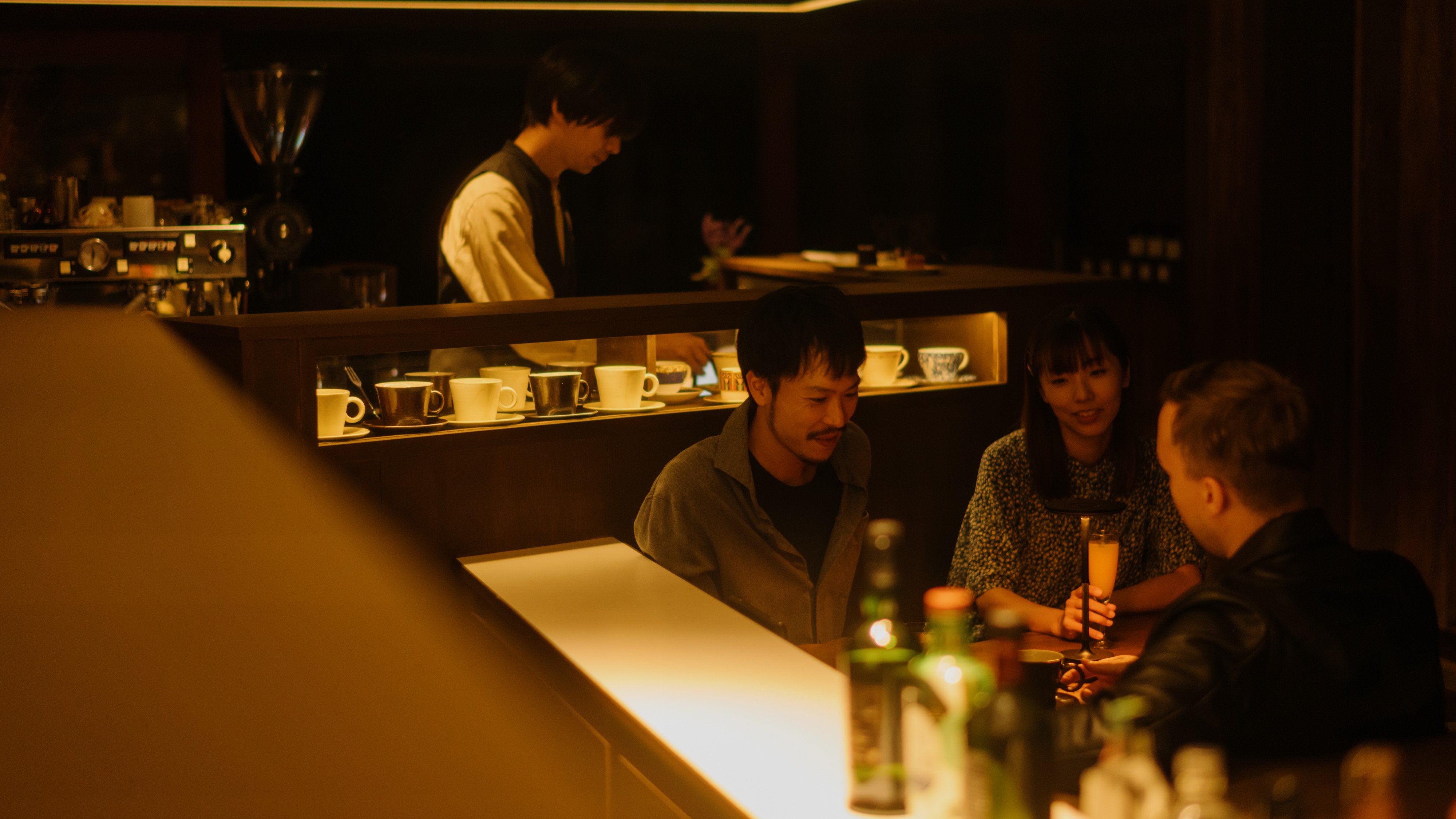 【館内施設】ジャズの音色に包まれる喫茶店＆BAR