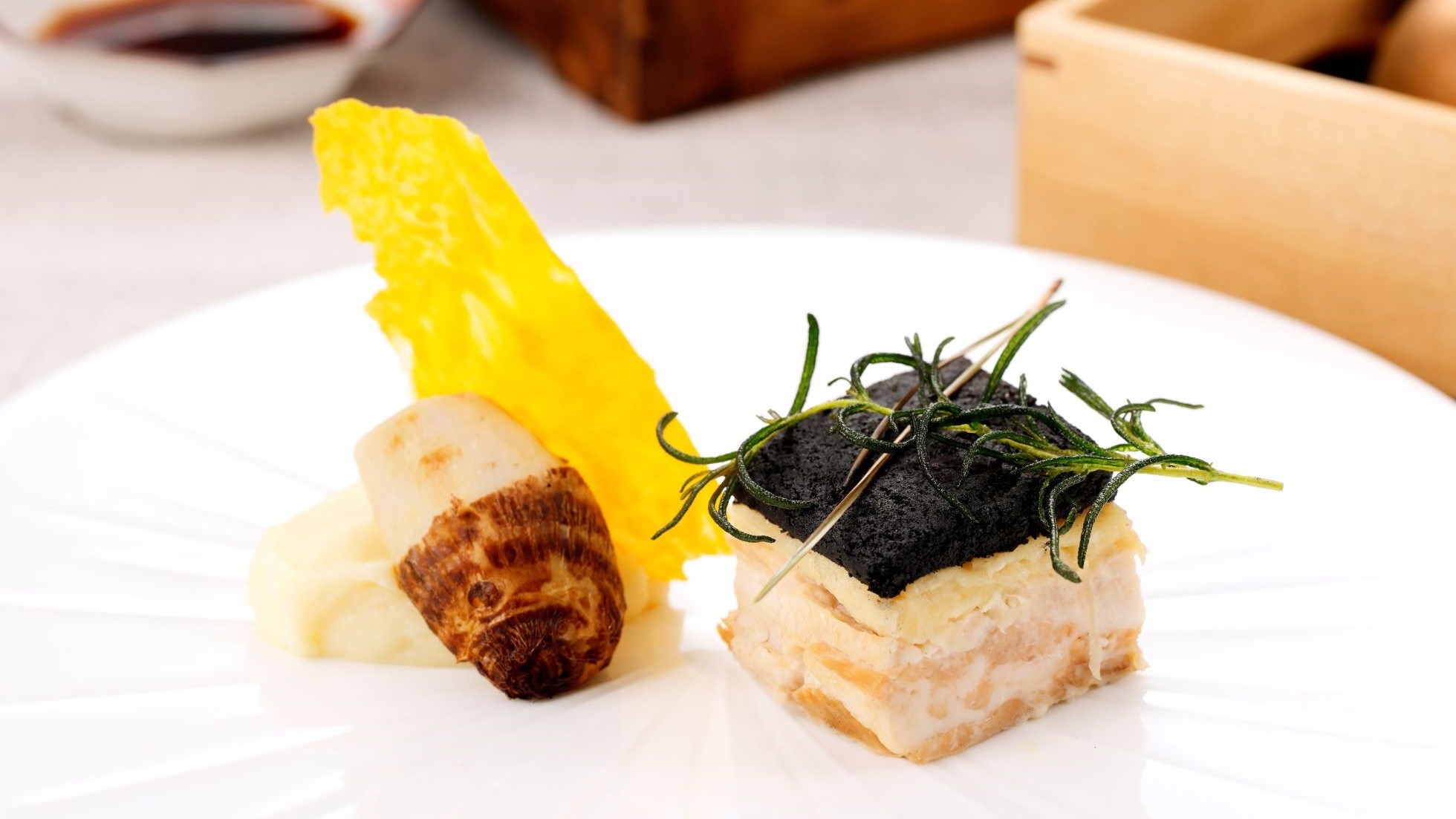 【旬コース：藍】ラウンジアクセス付／冬の恵みをショートコースディナーで　朝夕2食付