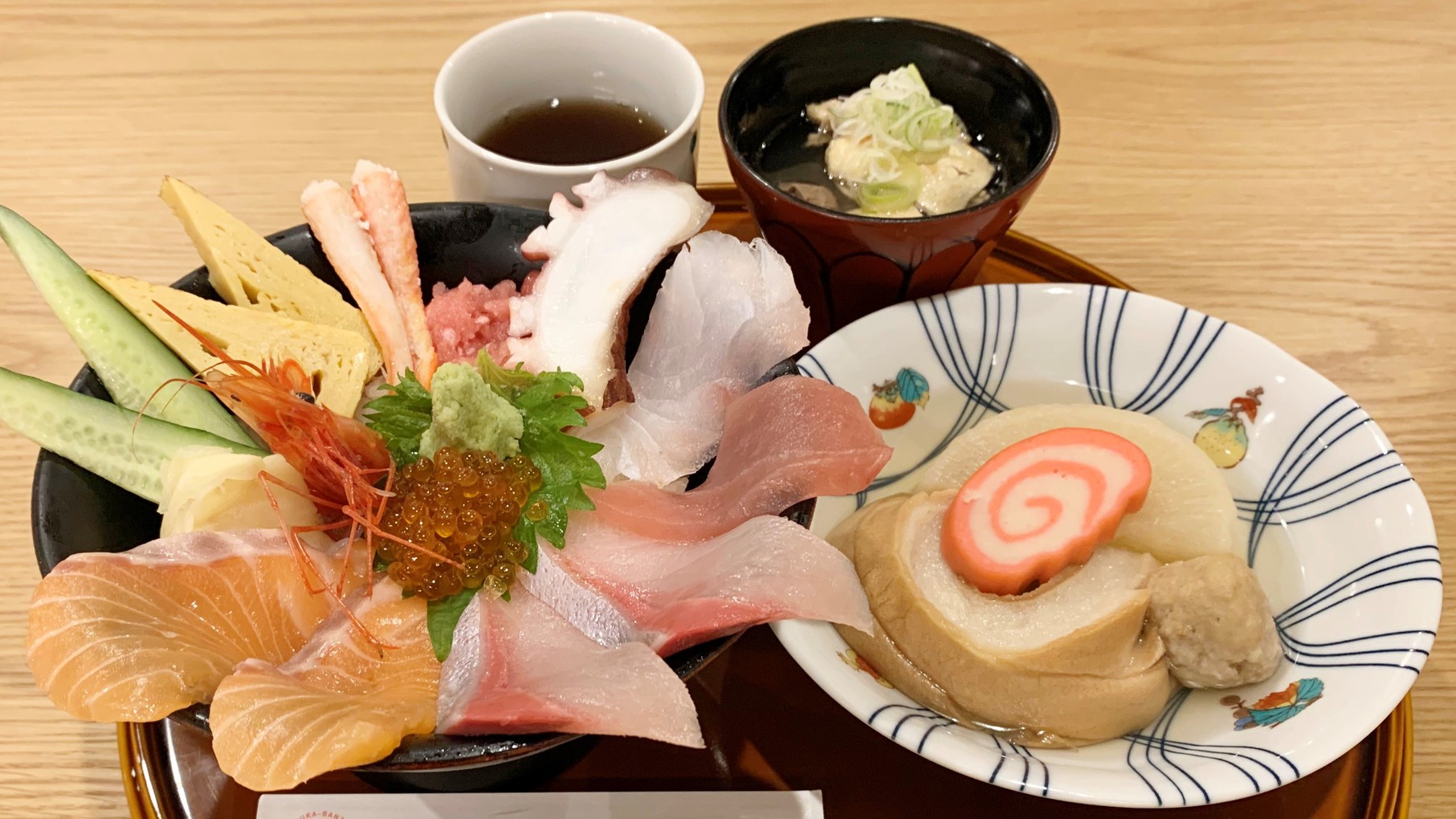 【SANRAKU×能加万菜】金沢の台所・近江町市場で「のど黒・能登牛・海鮮丼」を味わう朝食券付プラン