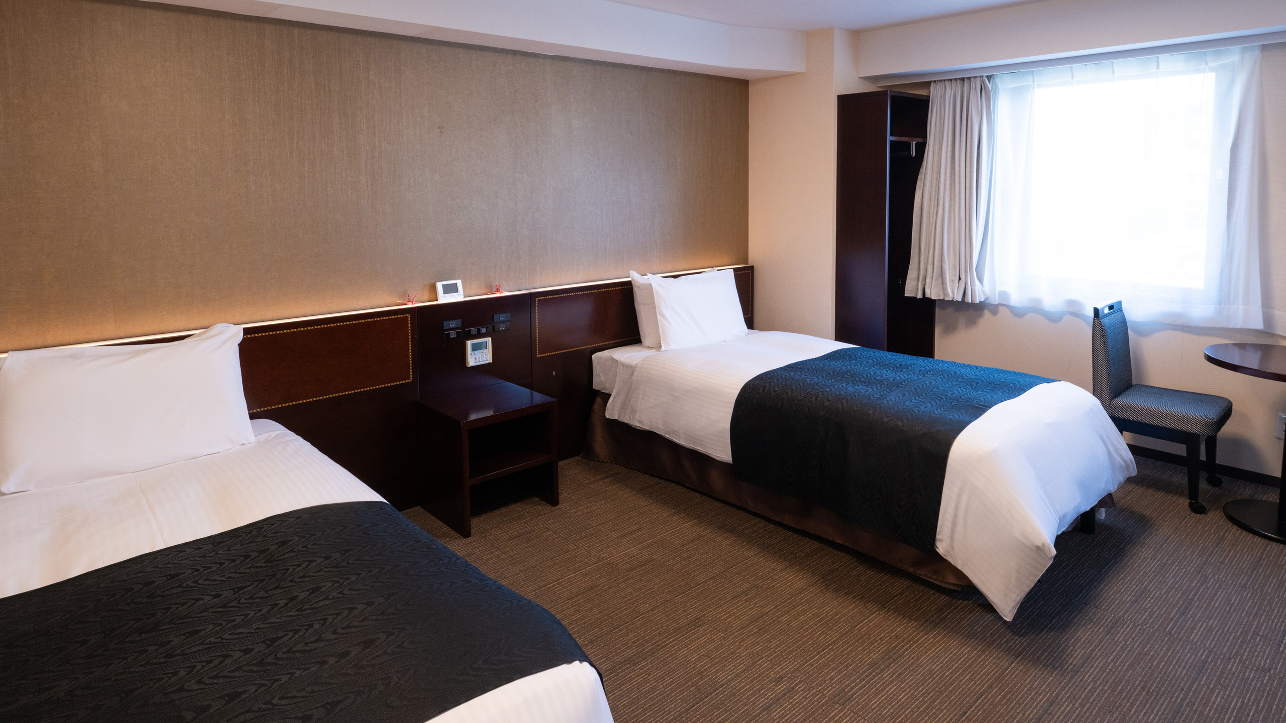 ユニバーサルツインルーム