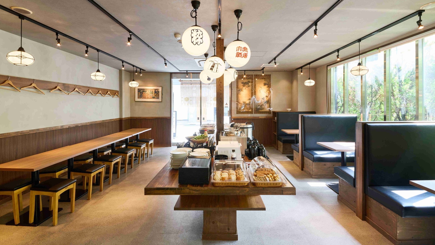 【朝食付き】お部屋はゆったり【13㎡】和・洋8種類のメインプレートから選べるハーフビュッフェスタイル