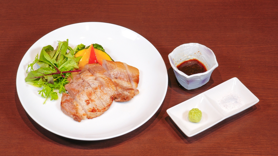 【お料理アップグレード】【GW早割5％オフ】　新潟銘柄豚「甘豚のステーキ」付　和食御膳　2食付　