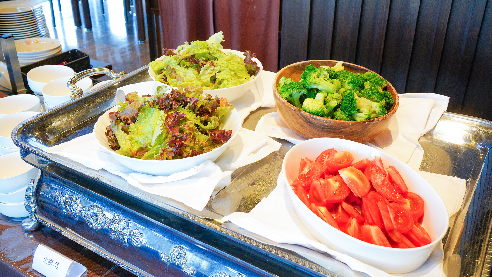 ■朝食バイキング一例　（お日にちによって御膳料理またはバイキングメニューとなります）