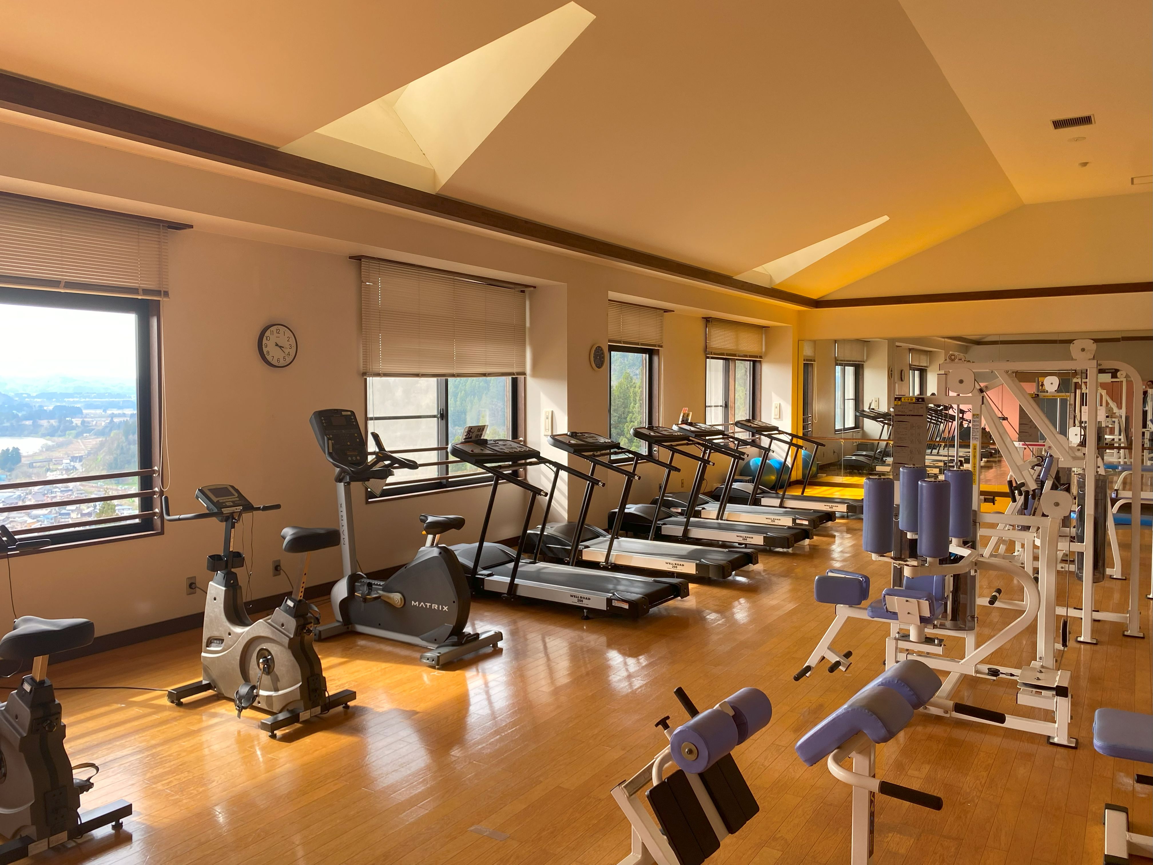 ■隣接えちご川口温泉内「ジムコーナー」　※休館日あり