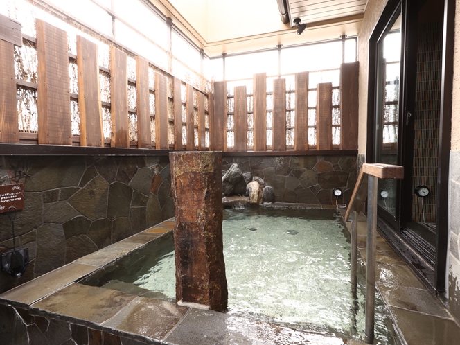 ■【天然温泉大浴場】男性露天風呂