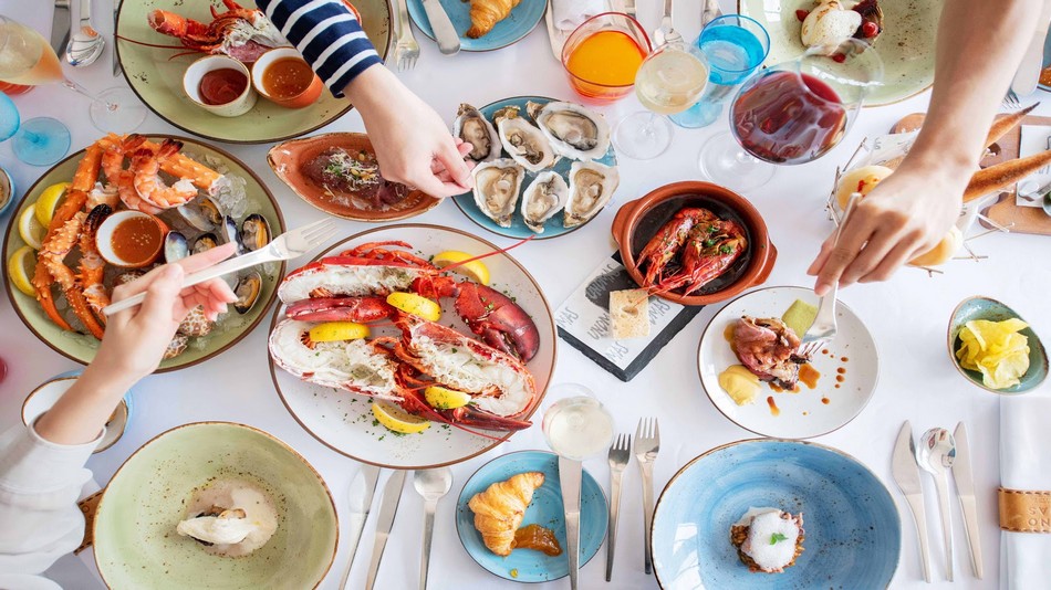 レストラン「UNO MAS」54階