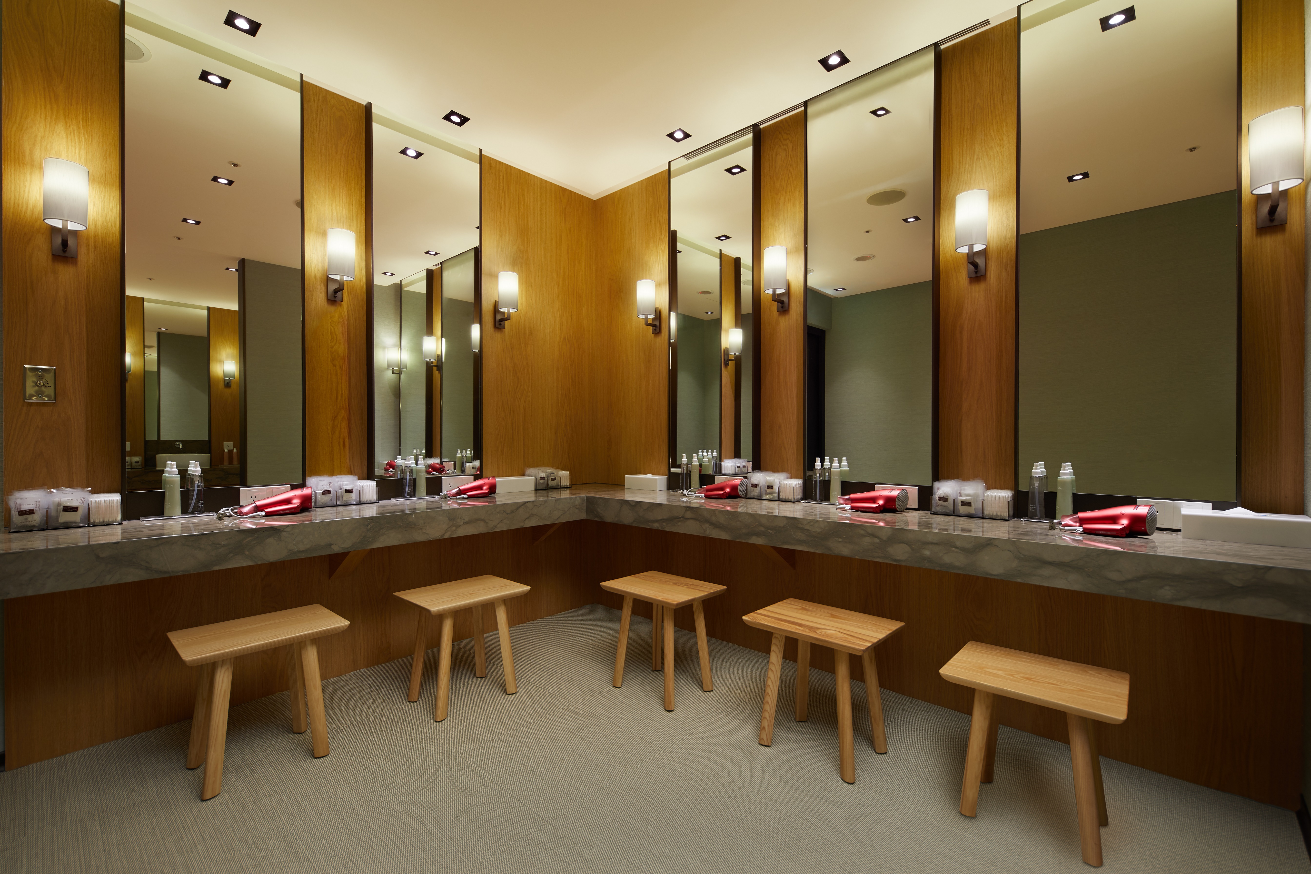 大浴場ドレッシングルーム