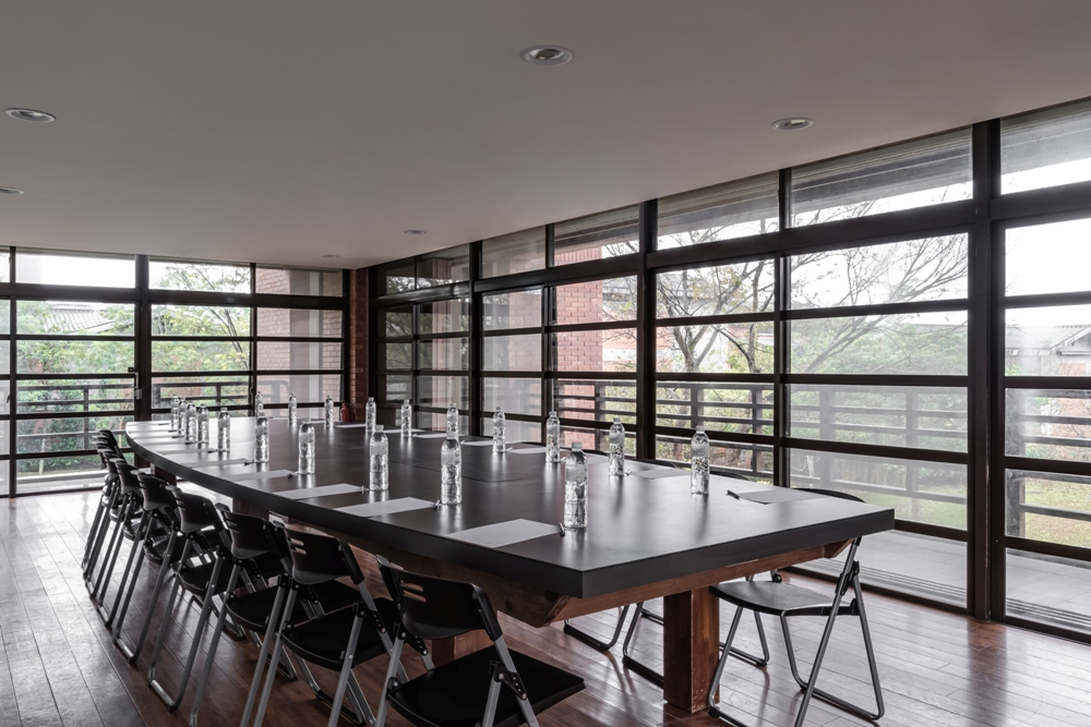 【讀冊間】ミーティングルーム