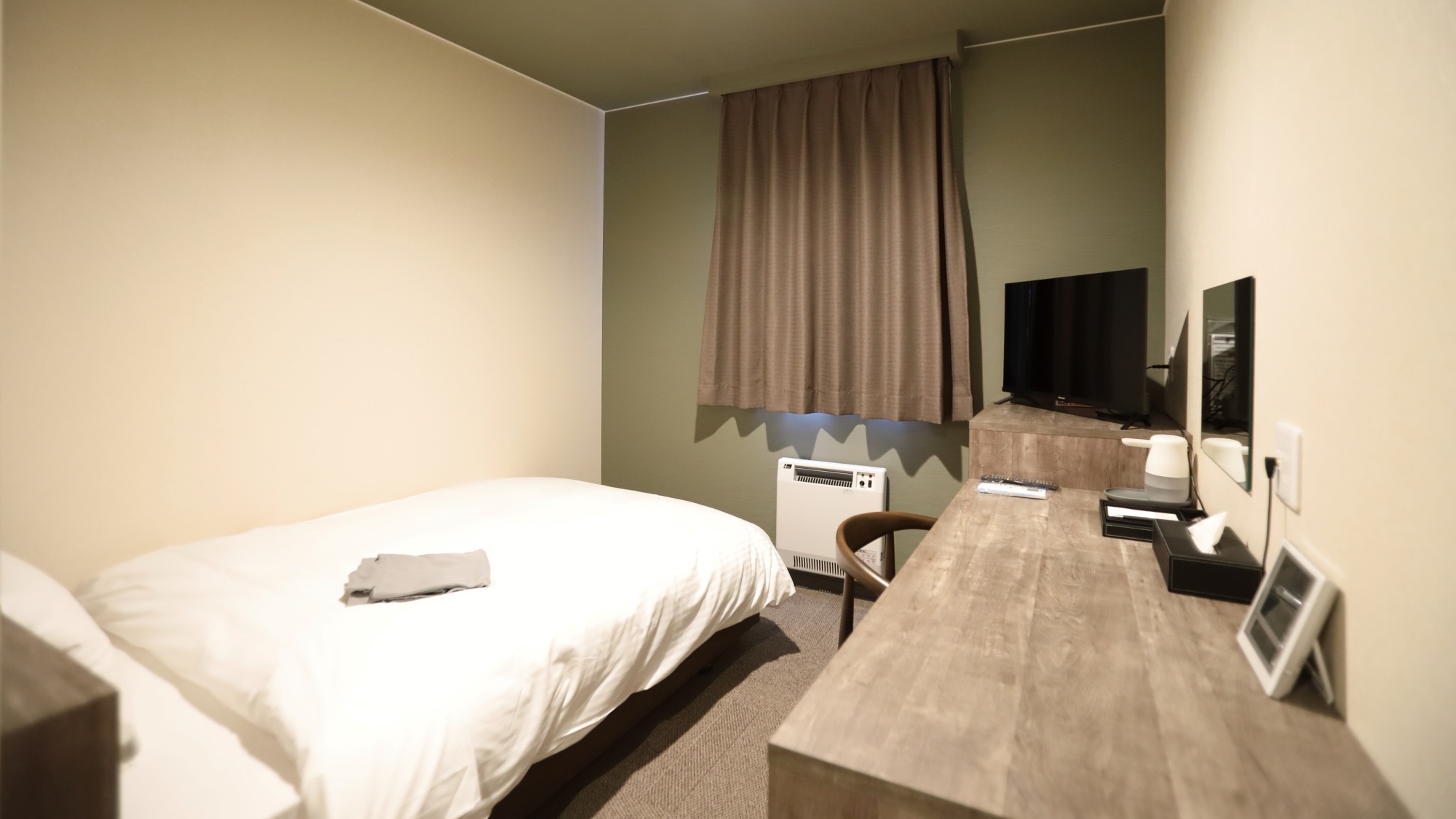 シングル【Wi-Fi完備・駐車場無料】