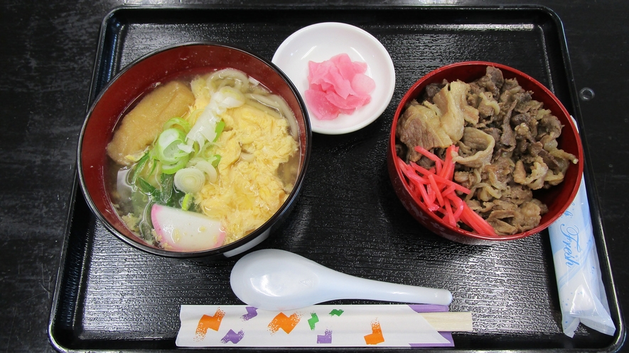 ＃きつねうどん　ミニ牛丼セット